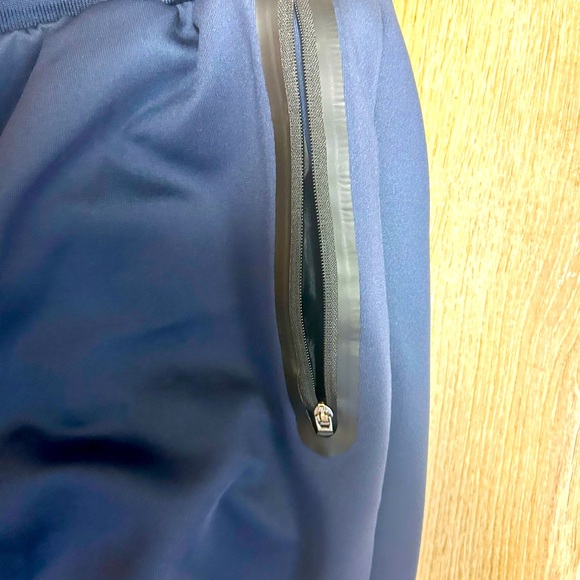 Mens blue Joggers Medium Like New - Picture 4 of 4